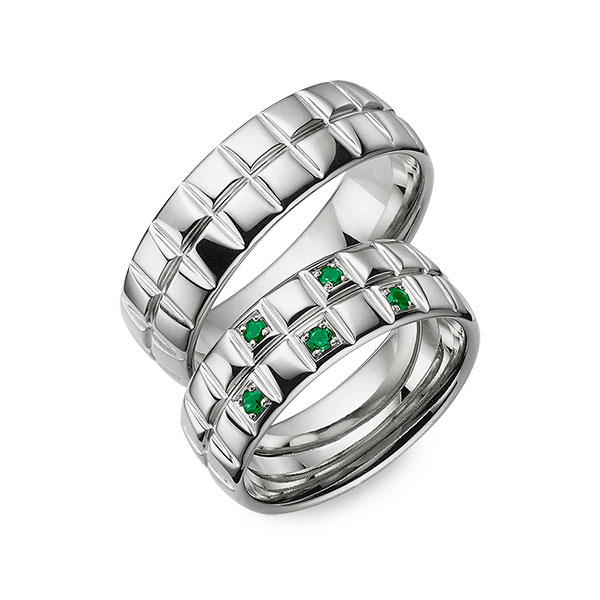 Set Klassieke trouwringen in grijsgoud 14 kt. met in totaal 0,15 ct. Briljant van Eternal Touch