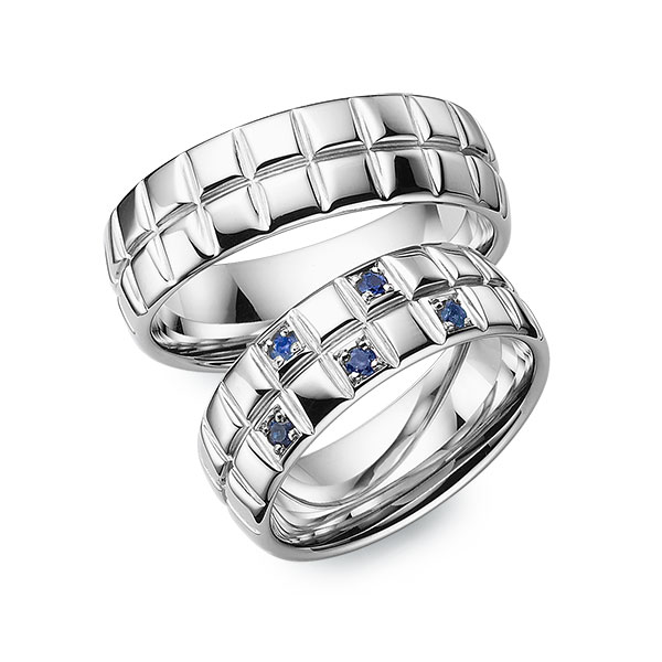 Set Klassieke trouwringen in grijsgoud 14 kt. met in totaal 0,15 ct. Briljant van Eternal Touch