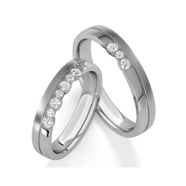 Set Klassieke trouwringen in grijsgoud 14 kt. met in totaal 0,28 ct. tw,vs tw/si van Steinberg