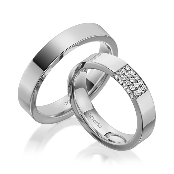 Set klassieke trouwringen in grijsgoud 14 kt. met in totaal 0,2 ct. Briljant tw/si van acredo - A-1972-5