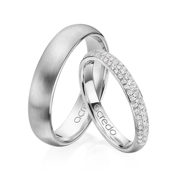 Set klassieke trouwringen in grijsgoud 14 kt. met in totaal 0,38 ct. Briljant tw/si van acredo - A-1371-4