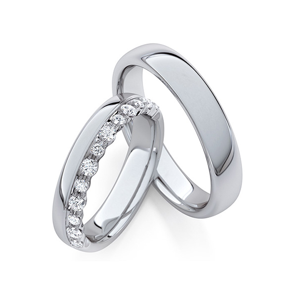 Set Klassieke trouwringen in grijsgoud 14 kt. met in totaal 0,38 ct. tw/si van Steinberg