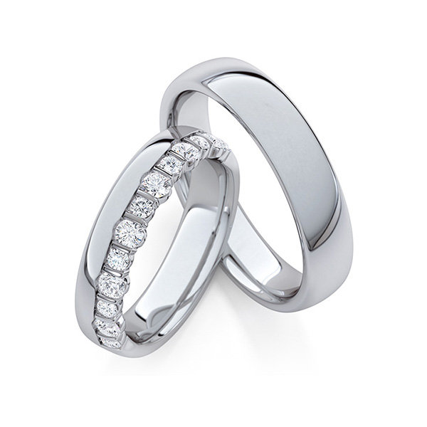 Set Klassieke trouwringen in grijsgoud 14 kt. met in totaal 0,57 ct. tw/si van Steinberg