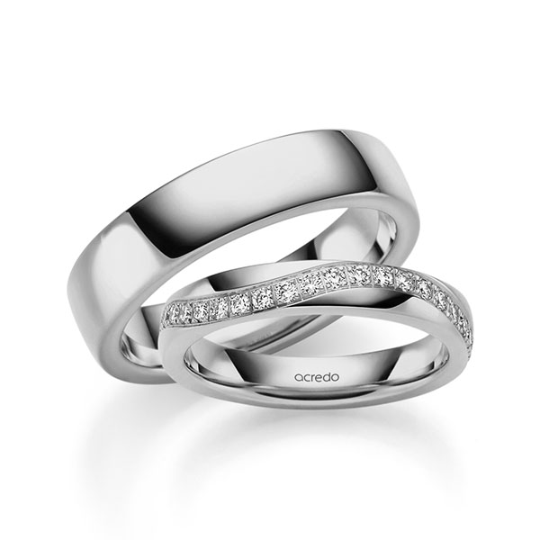 Set klassieke trouwringen in grijsgoud 14 kt. met in totaal 0,6 ct. Briljant tw/si van acredo