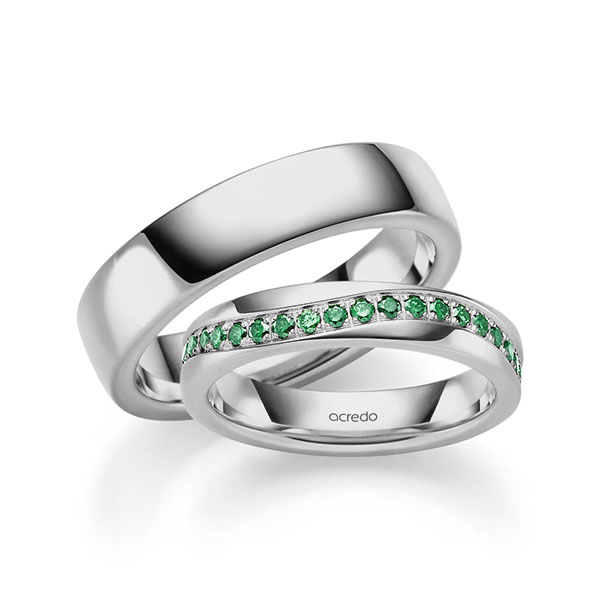 Set klassieke trouwringen in grijsgoud 14 kt. met in totaal 0,6 ct. Briljant van acredo
