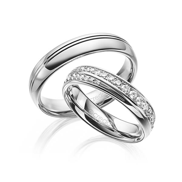Set Klassieke trouwringen in grijsgoud 14 kt. met in totaal 0,964 ct. Briljant tw/si van acredo