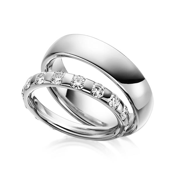 Set klassieke trouwringen in grijsgoud 14 kt. met in totaal 1,6 ct. Briljant tw/si van Steinberg