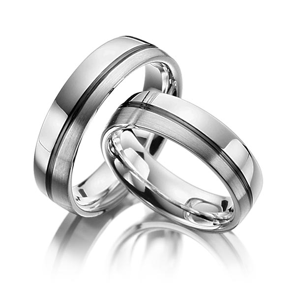 Set Klassieke trouwringen in grijsgoud 18 kt. van Merii - M-1097-4 Set Klassieke trouwringen in grijsgoud 18 kt. van Merii - M-1097-4