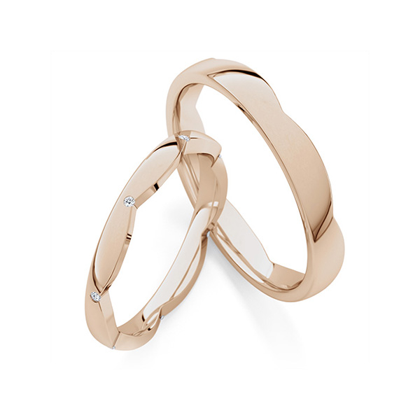 Set Klassieke trouwringen in Peach-Gold 585 met in totaal 0,035 ct. Briljant tw/si van Steinberg