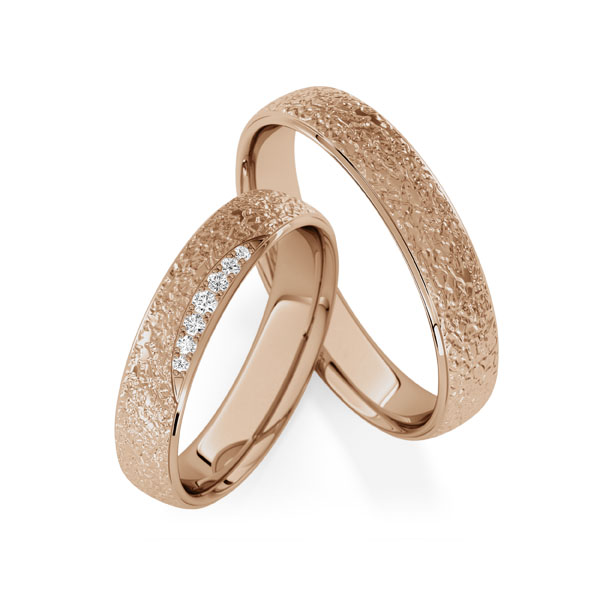 Set Klassieke trouwringen in Peach-Gold 585 met in totaal 0,059 ct. Briljant tw/si van Steinberg