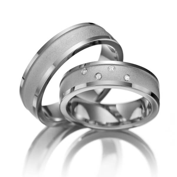 Set Klassieke trouwringen in platina 950 met in totaal 0,04 ct. Briljant tw/si van Eternal Touch