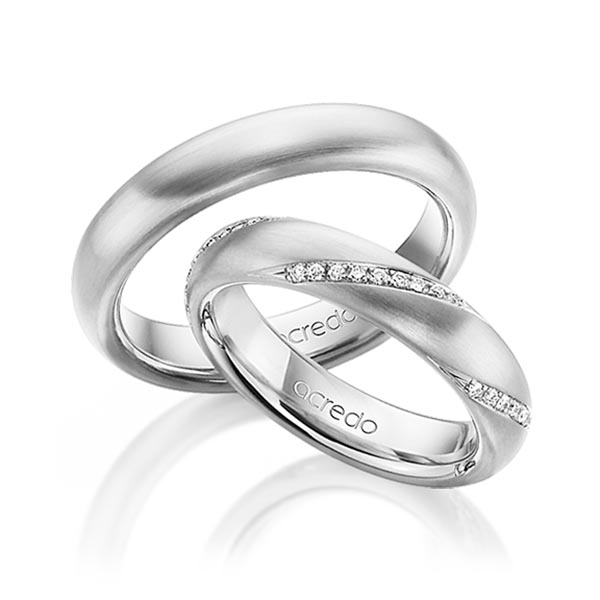 Set klassieke trouwringen in platina 950 met in totaal 0,225 ct. Briljant tw/si van acredo