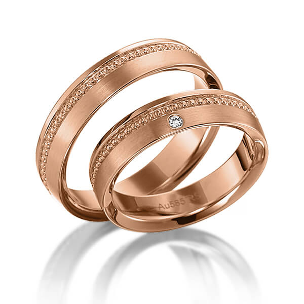 Set Klassieke trouwringen in roodgoud 14 kt. met in totaal 0,02 ct. Briljant tw/si van acredo - S-1137-4