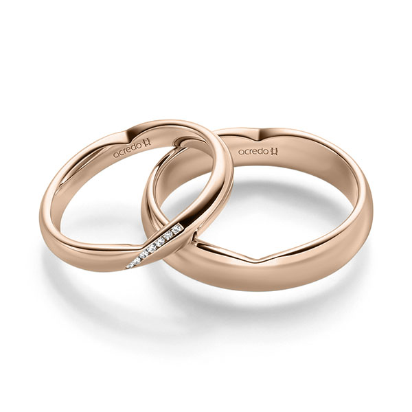 Set Klassieke trouwringen in roodgoud 14 kt. met in totaal 0,035 ct. Briljant tw/si van acredo - A-2252-3 Set Klassieke trouwringen in roodgoud 14 kt. met in totaal 0,035 ct. Briljant tw/si van acredo - A-2252-3