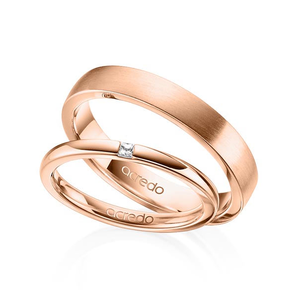 Set klassieke trouwringen in roodgoud 14 kt. met in totaal 0,03 ct. Princess-Diamant tw/si van acredo