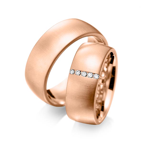 Set klassieke trouwringen in roodgoud 14 kt. met in totaal 0,075 ct. Briljant tw/si van acredo - A-1092-6