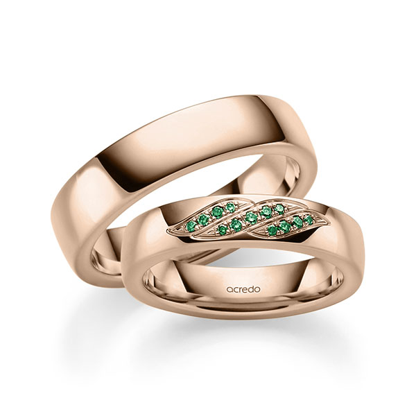 Set klassieke trouwringen in roodgoud 14 kt. met in totaal 0,092 ct. Briljant van acredo