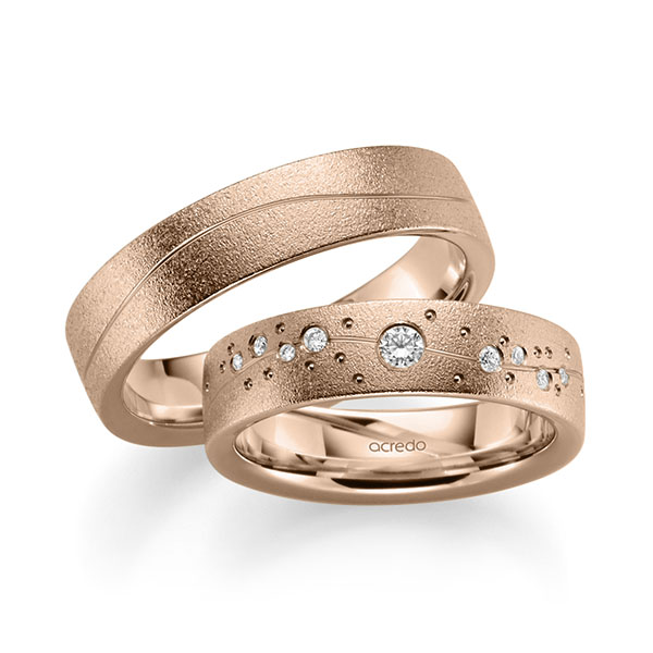 Set Klassieke trouwringen in roodgoud 14 kt. met in totaal 0,136 ct. Briljant tw/si van acredo