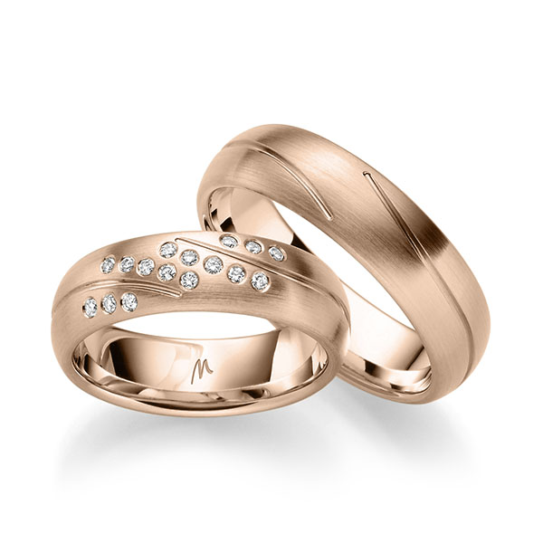 Set Klassieke trouwringen in roodgoud 14 kt. met in totaal 0,16 ct. Briljant tw/si van Merii - M-1312-3 Set Klassieke trouwringen in roodgoud 14 kt. met in totaal 0,16 ct. Briljant tw/si van Merii - M-1312-3