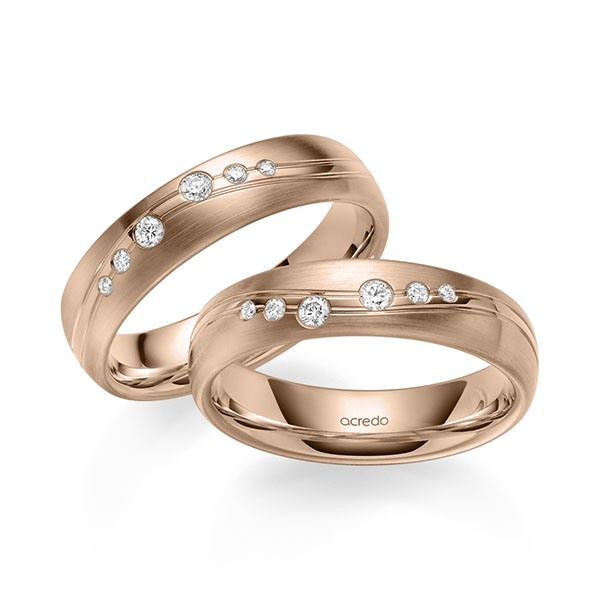 Set Klassieke trouwringen in roodgoud 14 kt. met in totaal 0,18 ct. Briljant tw/si van acredo