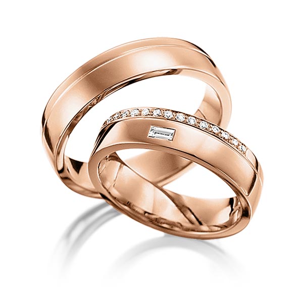 Set Klassieke trouwringen in roodgoud 14 kt. met in totaal 0,21 ct. Briljant & Baguette-Diamant tw/si tw,vs van Eternal Touch - Y-1080-4 Set Klassieke trouwringen in roodgoud 14 kt. met in totaal 0,21 ct. Briljant & Baguette-Diamant tw/si tw,vs van Eternal Touch - Y-1080-4