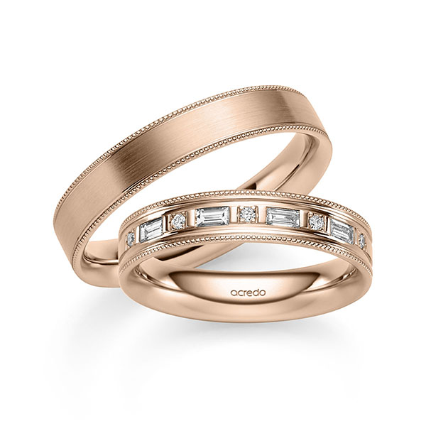 Set Klassieke trouwringen in roodgoud 14 kt. met in totaal 0,25 ct. Baguette-Diamant & Briljant tw,vs van acredo