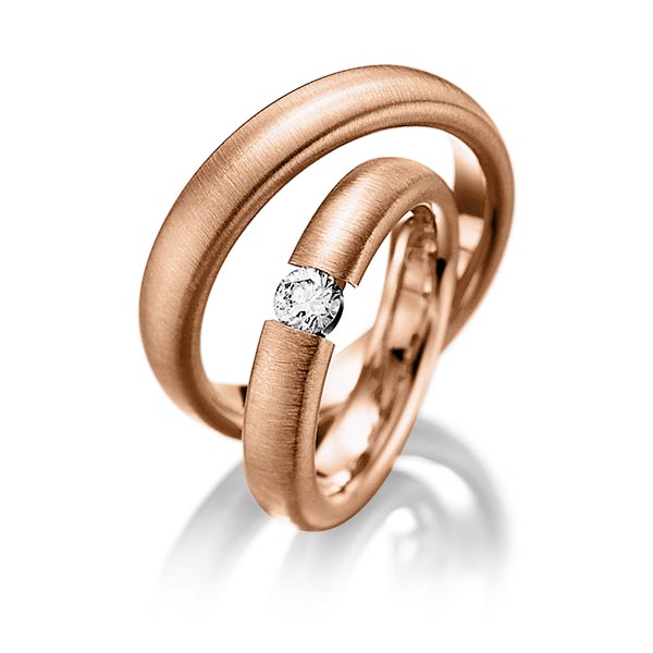 Set klassieke trouwringen in roodgoud 14 kt. met in totaal 0,25 ct. Briljant tw/si van Eternal Touch - Y-1060-4