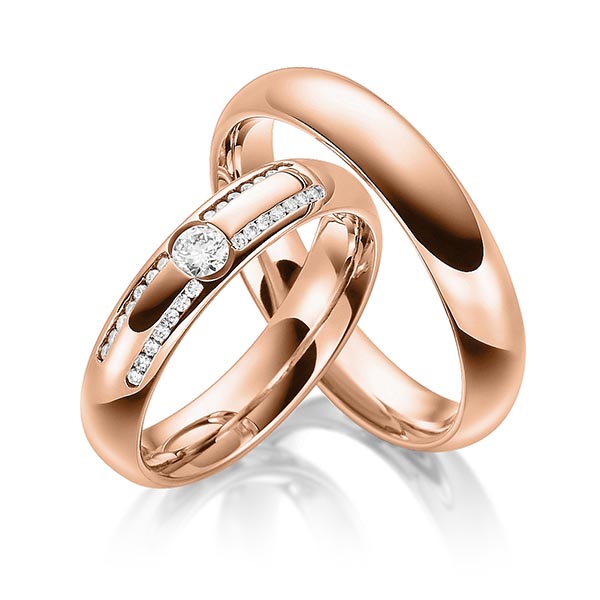 Set klassieke trouwringen in roodgoud 14 kt. met in totaal 0,26 ct. Briljant tw/si van Steinberg