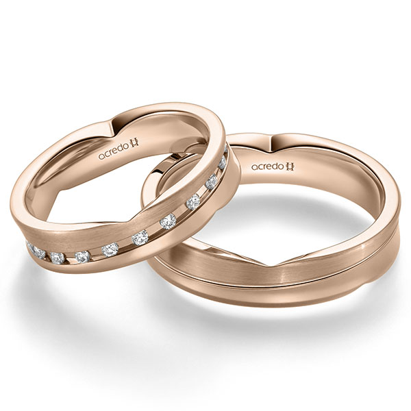 Set Klassieke trouwringen in roodgoud 14 kt. met in totaal 0,315 ct. Briljant tw/si van acredo - A-2363-11 Set Klassieke trouwringen in roodgoud 14 kt. met in totaal 0,315 ct. Briljant tw/si van acredo - A-2363-11