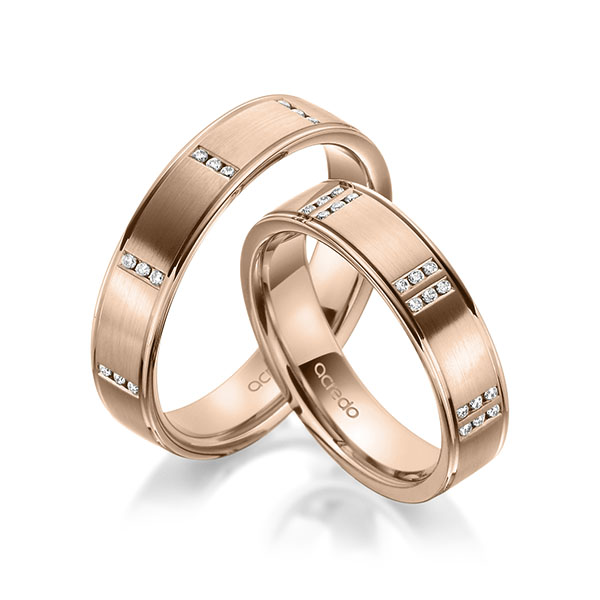 Set Klassieke trouwringen in roodgoud 14 kt. met in totaal 0,345 ct. Briljant tw,vs van acredo