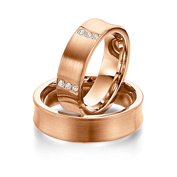 Set klassieke trouwringen in roodgoud 14 kt. met in totaal 0,3 ct. Briljant tw/si van Steinberg