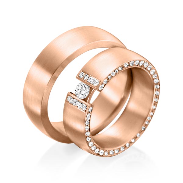 Set klassieke trouwringen in roodgoud 14 kt. met in totaal 0,63 ct. Briljant tw/si tw,vs van Eternal Touch