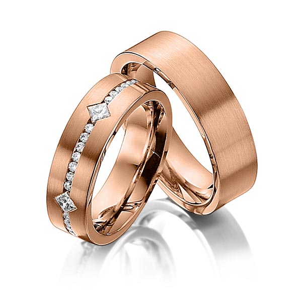 Set klassieke trouwringen in roodgoud 14 kt. met in totaal 0,95 ct. Briljant & Princess-Diamant tw/si van Eternal Touch