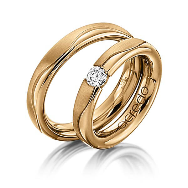 Set Klassieke trouwringen in roségoud 14 kt. met 0,3 ct. Briljant tw/si van acredo - A-1120-12 Set Klassieke trouwringen in roségoud 14 kt. met 0,3 ct. Briljant tw/si van acredo - A-1120-12