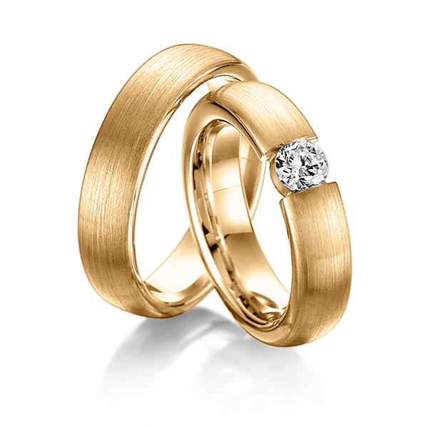 Set klassieke trouwringen in roségoud 14 kt. met 0,3 ct. Briljant tw/si van Steinberg