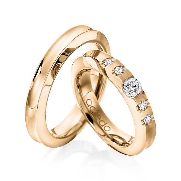 Set klassieke trouwringen in roségoud 14 kt. met 0,3 ct. + in totaal 0,12 ct. Briljant tw/si van acredo - A-1118-5