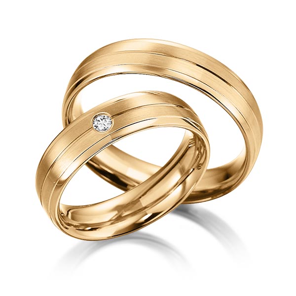 Set Klassieke trouwringen in roségoud 14 kt. met in totaal 0,05 ct. Briljant tw/si van acredo