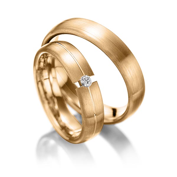 Set Klassieke trouwringen in roségoud 14 kt. met in totaal 0,05 ct. Briljant tw/si van Eternal Touch