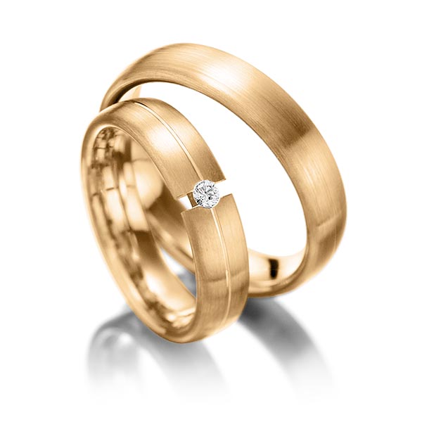 Set Klassieke trouwringen in roségoud 14 kt. met in totaal 0,05 ct. Briljant tw/si van Steinberg