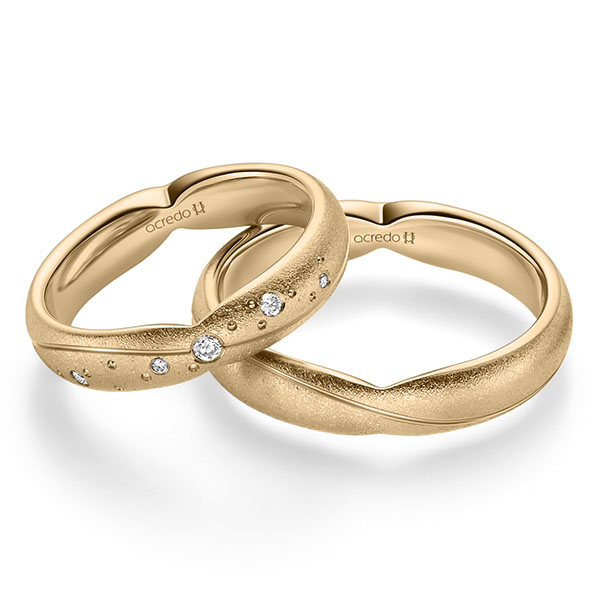 Set Klassieke trouwringen in roségoud 14 kt. met in totaal 0,065 ct. Briljant tw/si van acredo
