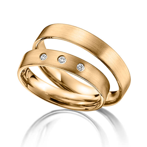 Set Klassieke trouwringen in roségoud 14 kt. met in totaal 0,06 ct. Briljant tw/si - NP-1005-3 Set Klassieke trouwringen in roségoud 14 kt. met in totaal 0,06 ct. Briljant tw/si - NP-1005-3
