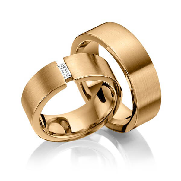 Set klassieke trouwringen in roségoud 14 kt. met in totaal 0,1 ct. Baguette-Diamant tw,vs van Eternal Touch