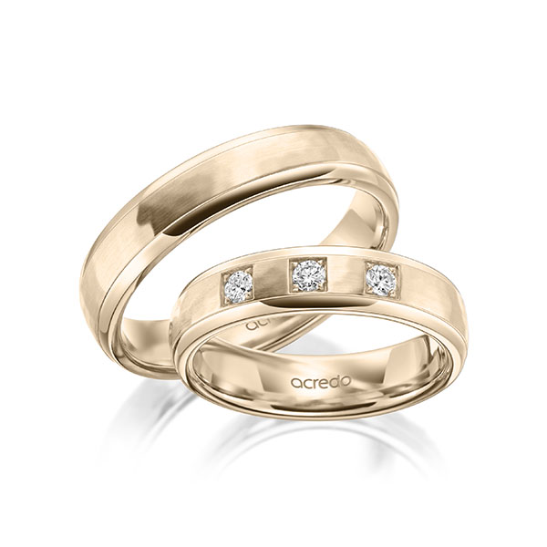Set Klassieke trouwringen in Signature Goud 585 , hamerslag met in totaal 0,15 ct. Briljant tw/si van acredo - A-2011-12 Set Klassieke trouwringen in Signature Goud 585 , hamerslag met in totaal 0,15 ct. Briljant tw/si van acredo - A-2011-12
