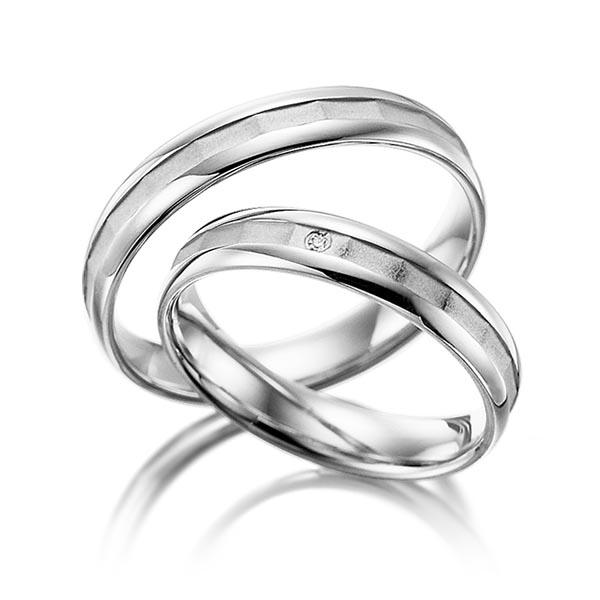 Set Klassieke trouwringen in witgoud 14 kt. met in totaal 0,005 ct. Briljant tw/si van Merii