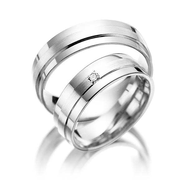 Set Klassieke trouwringen in witgoud 14 kt. met in totaal 0,015 ct. Briljant tw/si van Eternal Touch
