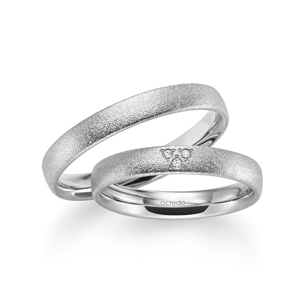 Set klassieke trouwringen in witgoud 14 kt. met in totaal 0,024 ct. Briljant tw/si van acredo