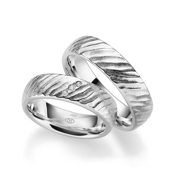 Set Klassieke trouwringen in witgoud 14 kt. met in totaal 0,02 ct. Briljant tw/si van Eternal Touch