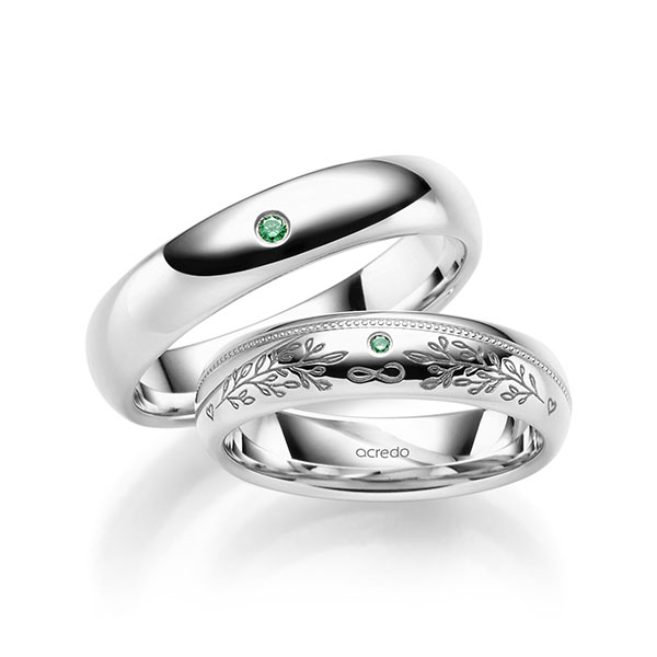 Set Klassieke trouwringen in witgoud 14 kt. met in totaal 0,036 ct. Briljant van acredo