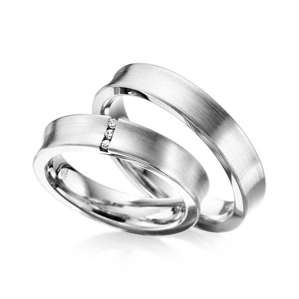 Set klassieke trouwringen in witgoud 14 kt. met in totaal 0,03 ct. Briljant tw/si van Steinberg - Q-1053-1