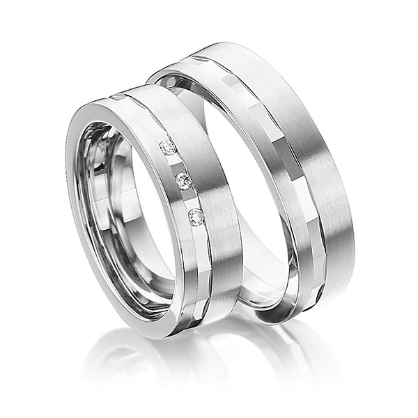 Set Klassieke trouwringen in witgoud 14 kt. met in totaal 0,045 ct. Briljant tw/si van Eternal Touch
